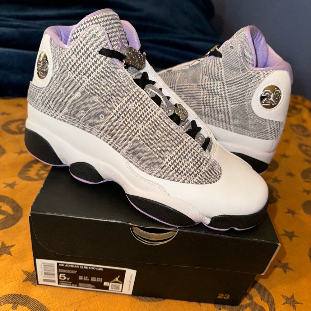 NWT Jordan 13s Houndstooth 5Y GS Youth 5 Womens 6.5 Lilac Big Girls Kids Shoes 💜